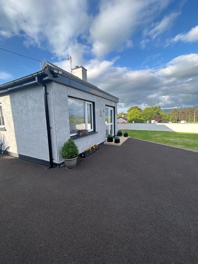 Eddies Lodge & Spa 3 Bedroom Cottage Dungiven Exterior photo